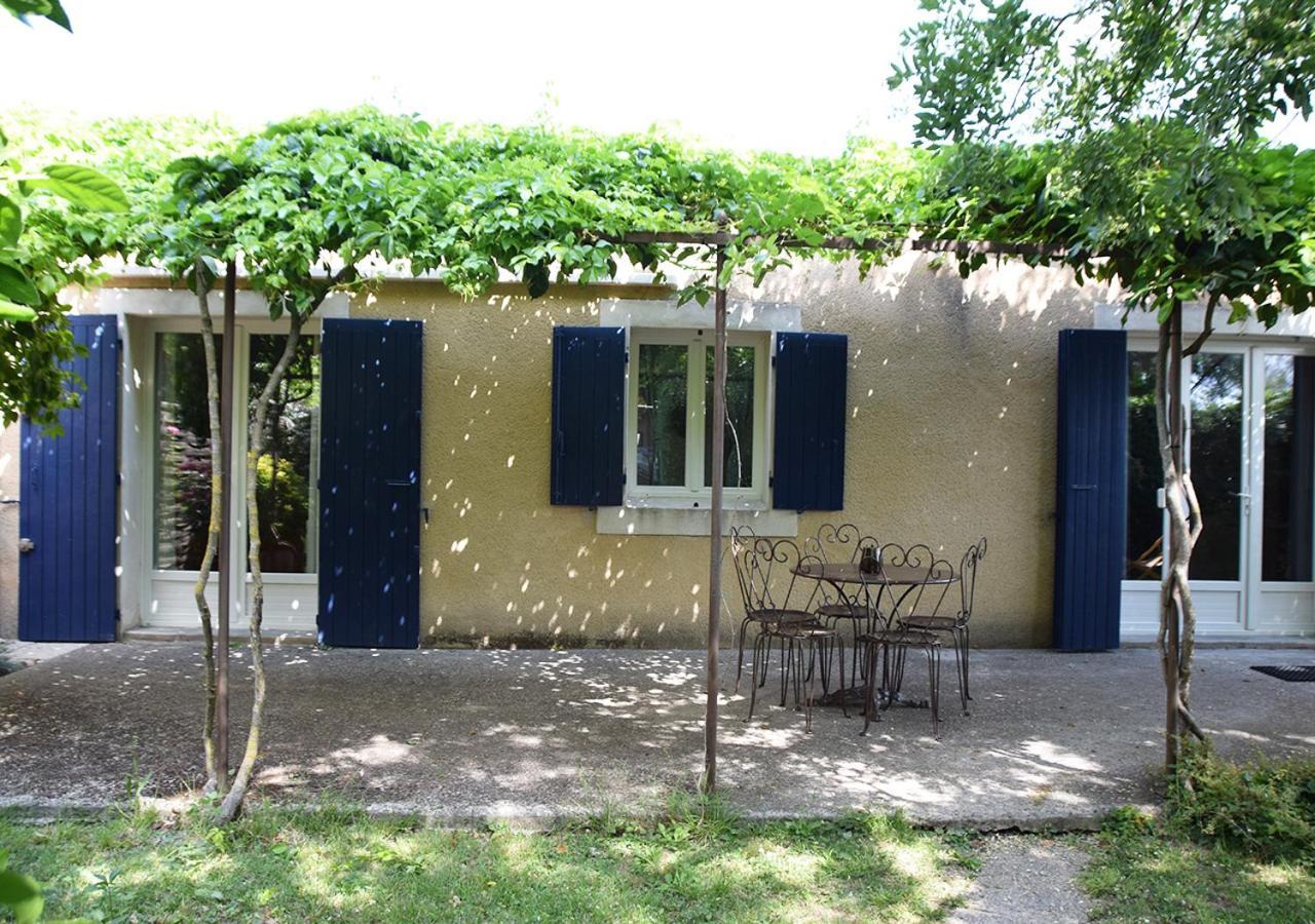La Maison Des Invites Pernes-les-Fontaines Eksteriør billede